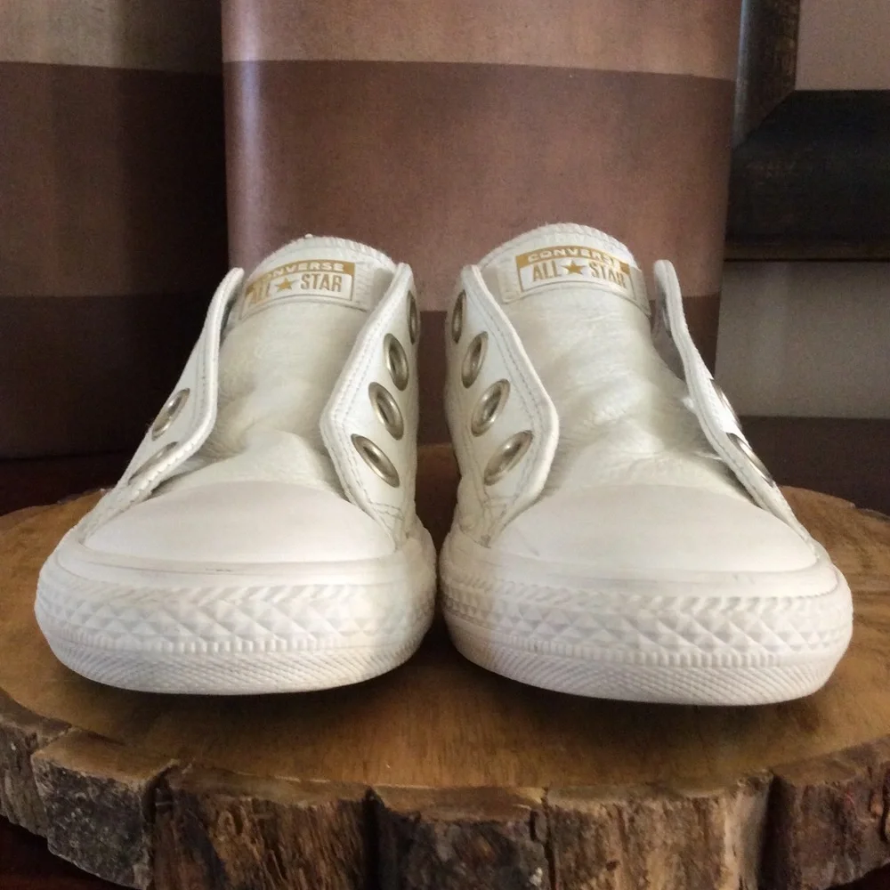 Converse Chuck Taylor Big Eyelets Ox Leather Shoes